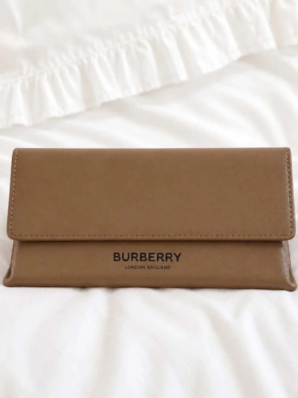 Burberry Sunglasses Case